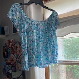 blue patterned crop top